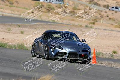 media/Oct-01-2022-Team Topak Racing (Sat) [[f860fb51be]]/2-Inter Low 2/session 2 turn 11/